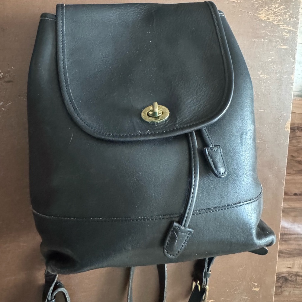 Vintage Coach Black Leather Backpack – Style 9791